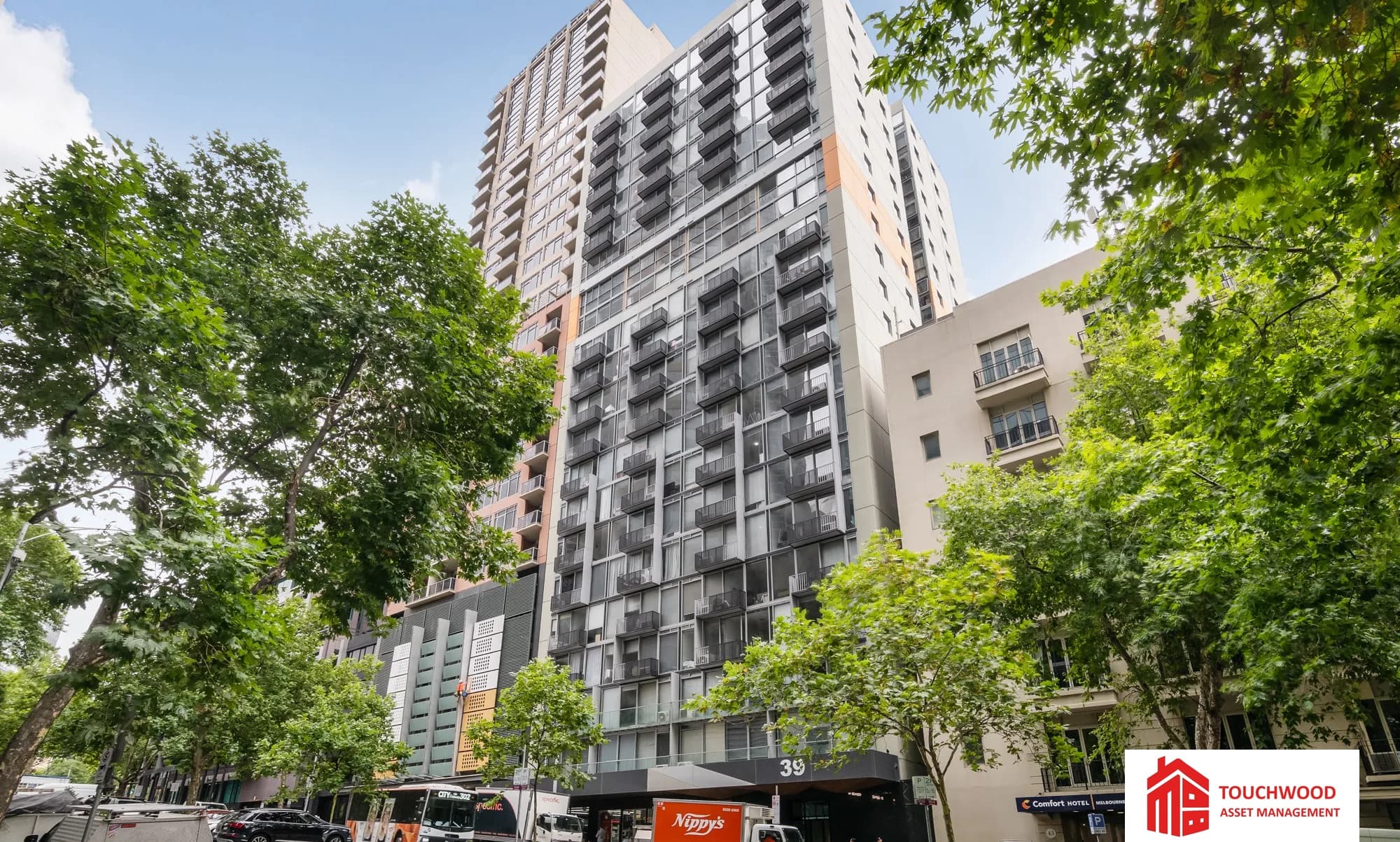 Student Living on Lonsdale building exterior